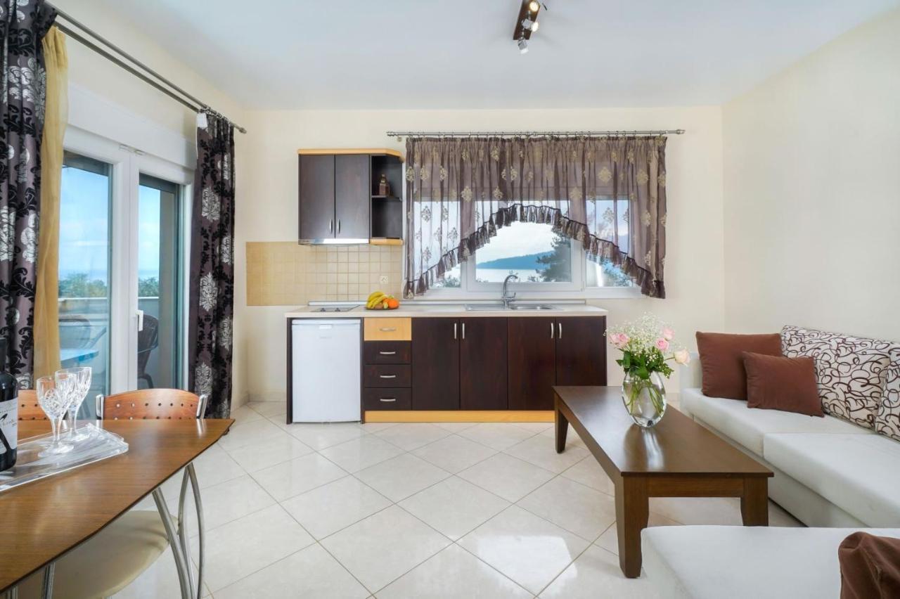 Ilias Apartments Хриси-Амудия Экстерьер фото